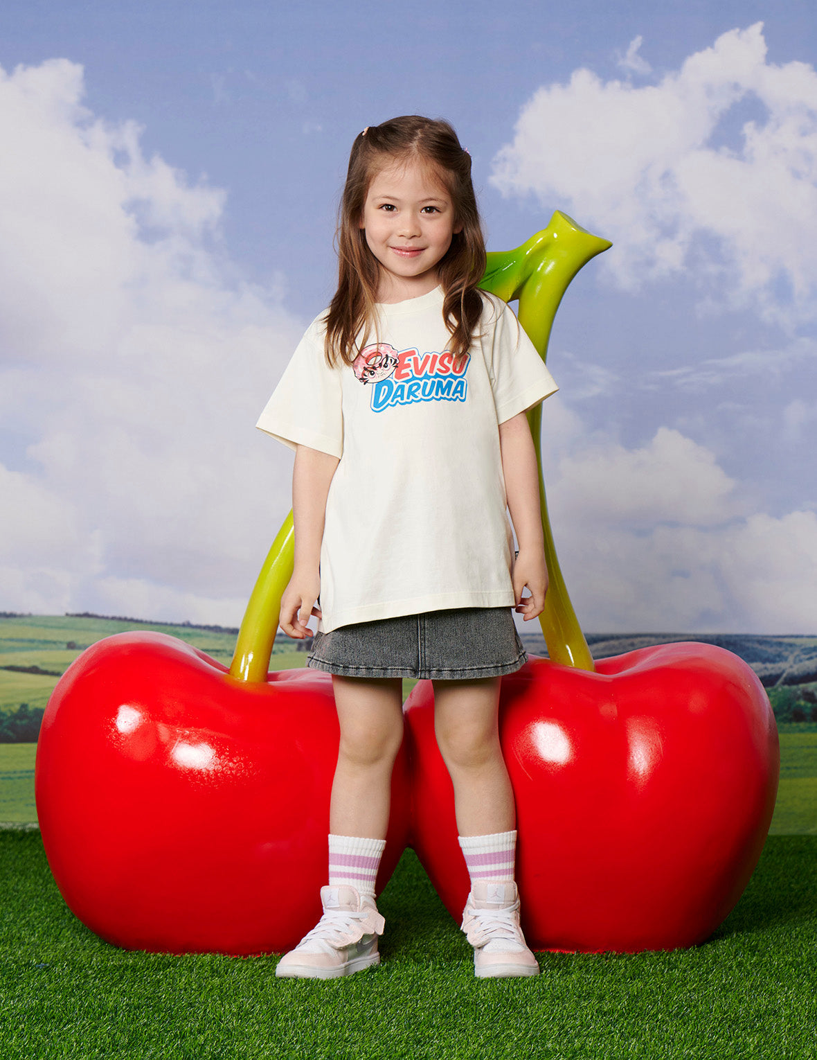Daruma Onigiris and Donuts Daicock Print Regular Fit T-shirt