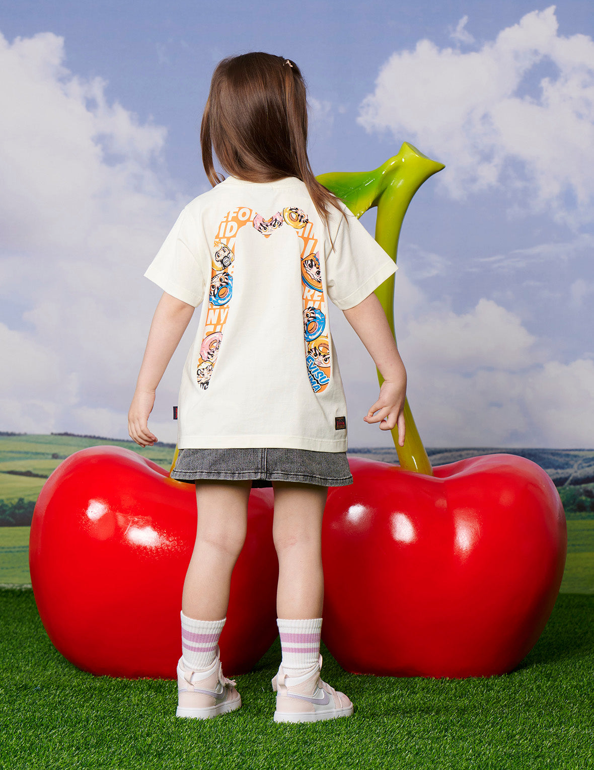 Daruma Onigiris and Donuts Daicock Print Regular Fit T-shirt