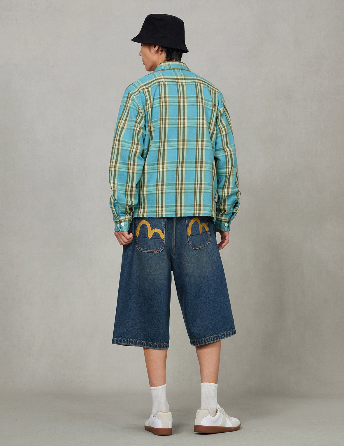 Seagull Embroidery Regular Fit Washed Denim Shorts