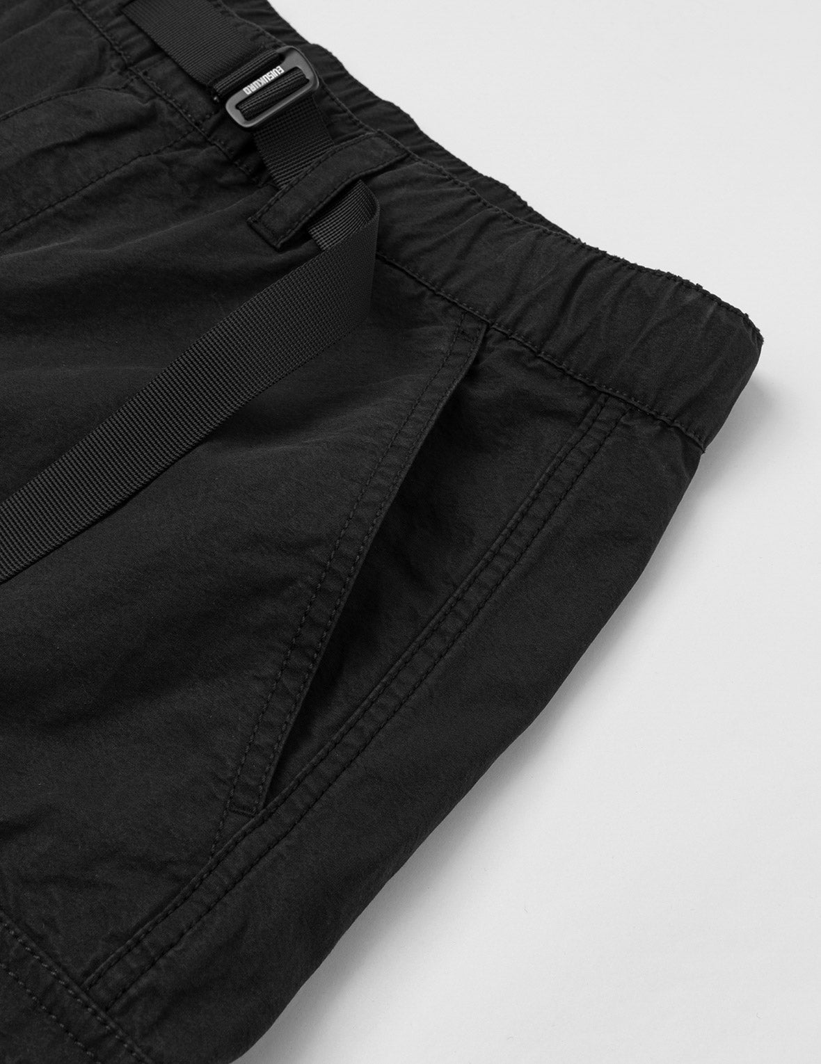 Logo Embroidery and multi-pocketsRelax Fit Cargo Pants