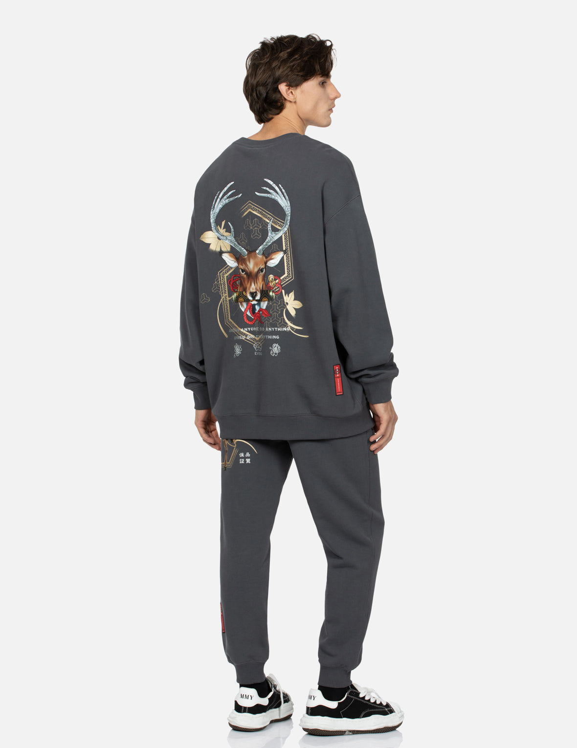 Deer and Cloud-pattern Logo Print Loose Fit Sweatshirt