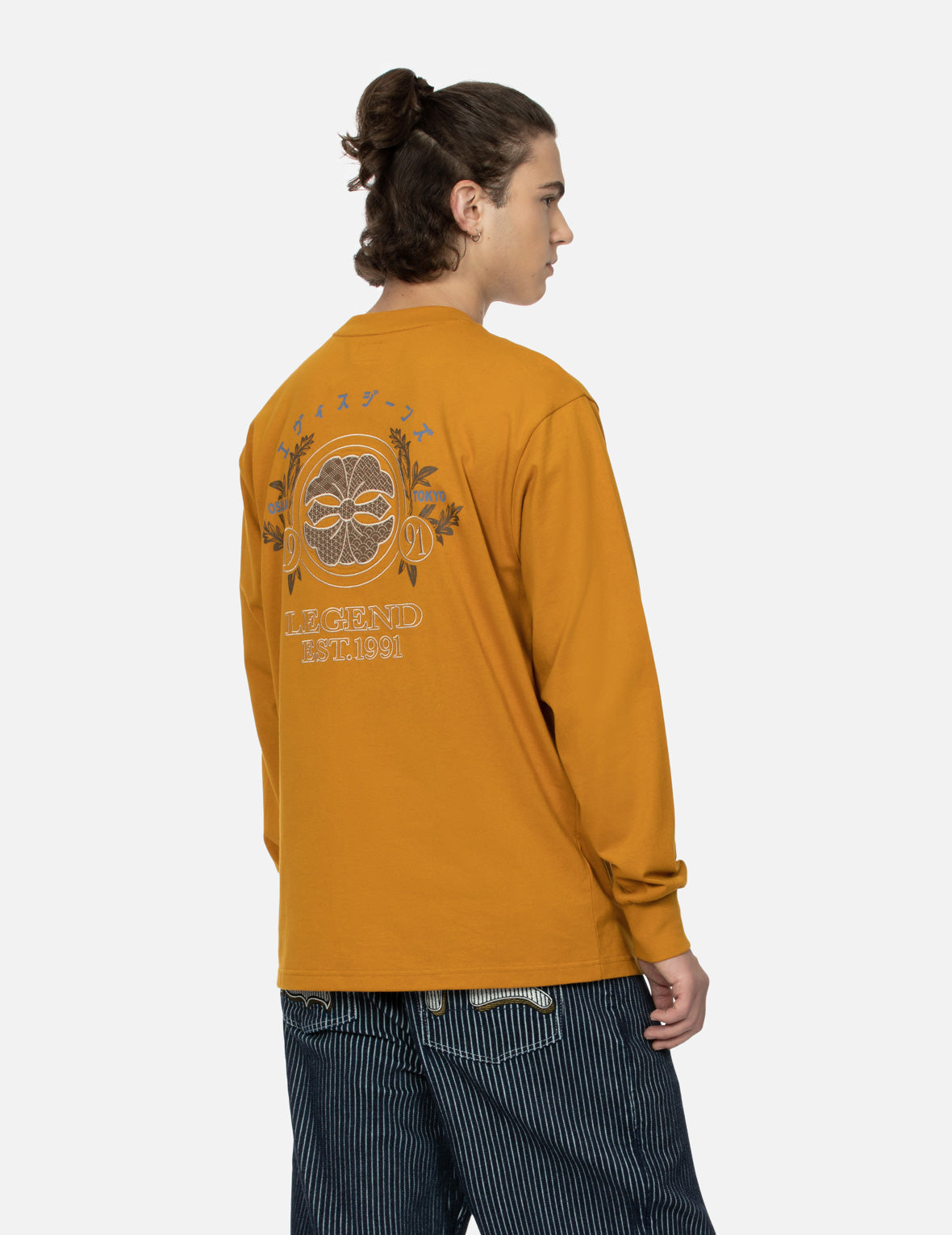 Kamon Embroidery and Logo Print Fashion Fit Long-Sleeve T-shirt