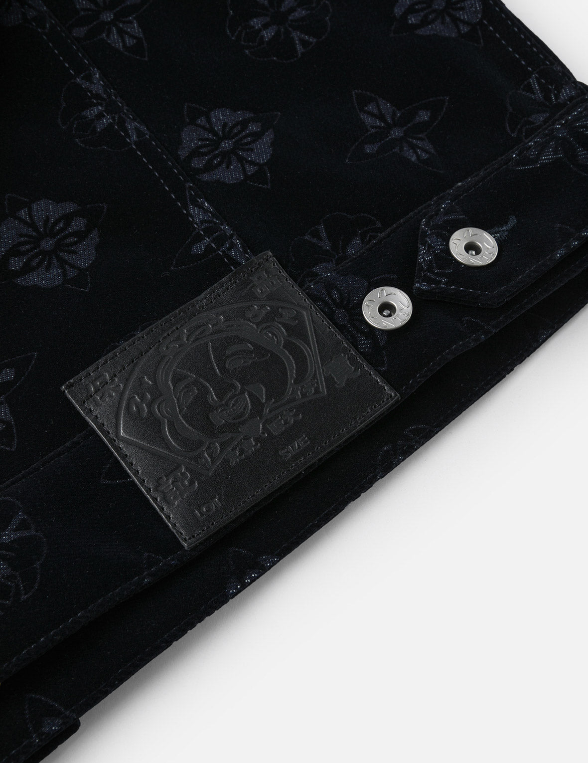 Allover Kamon Flocking Print Relax Fit Denim Jacket