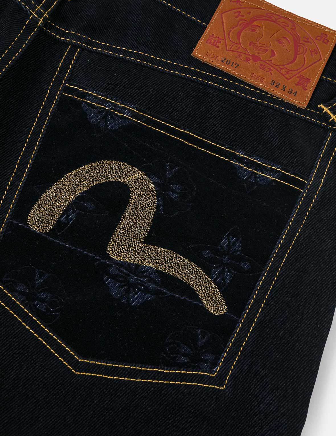 Logo Embroidery and Seagull Print Taper Fit Jeans #2017