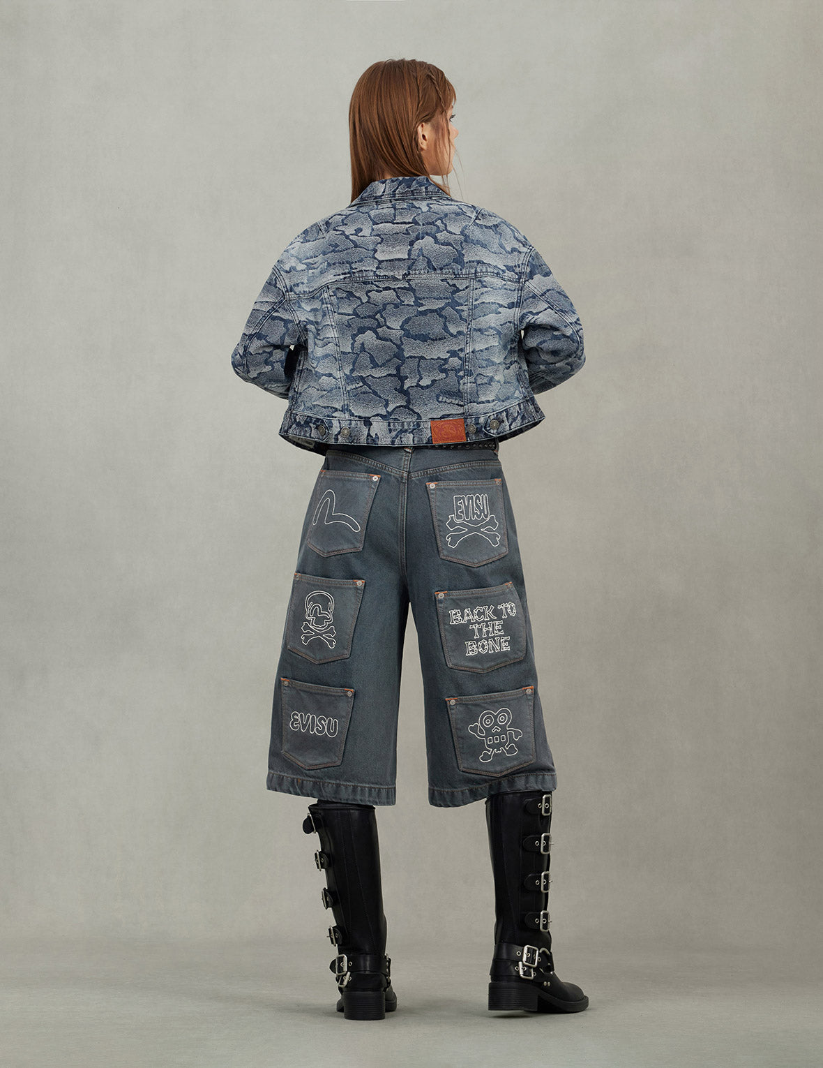 Multi-Pocket with Multi Logos Embroidery Cropped Jeans