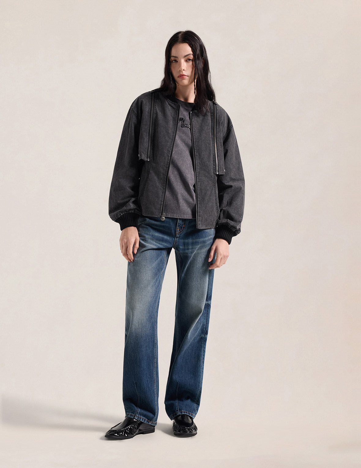 Kamon Studded Detachable Sleeves Jacket
