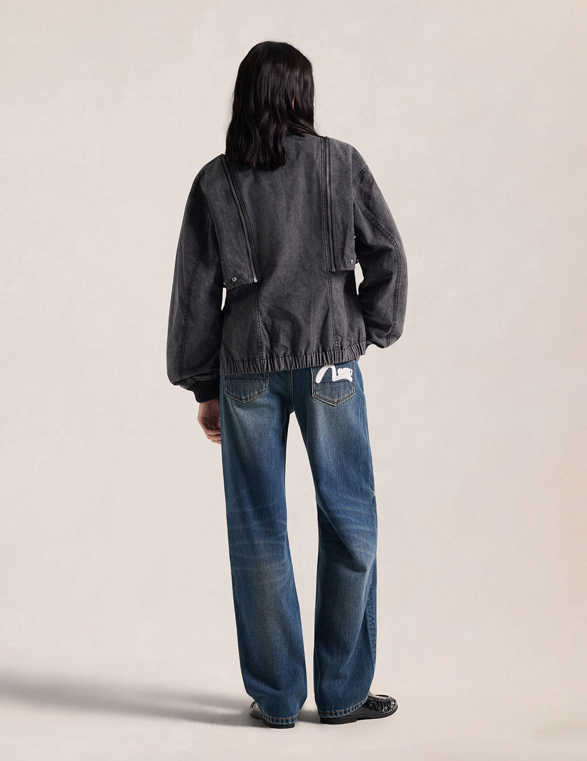 Kamon Studded Detachable Sleeves Jacket