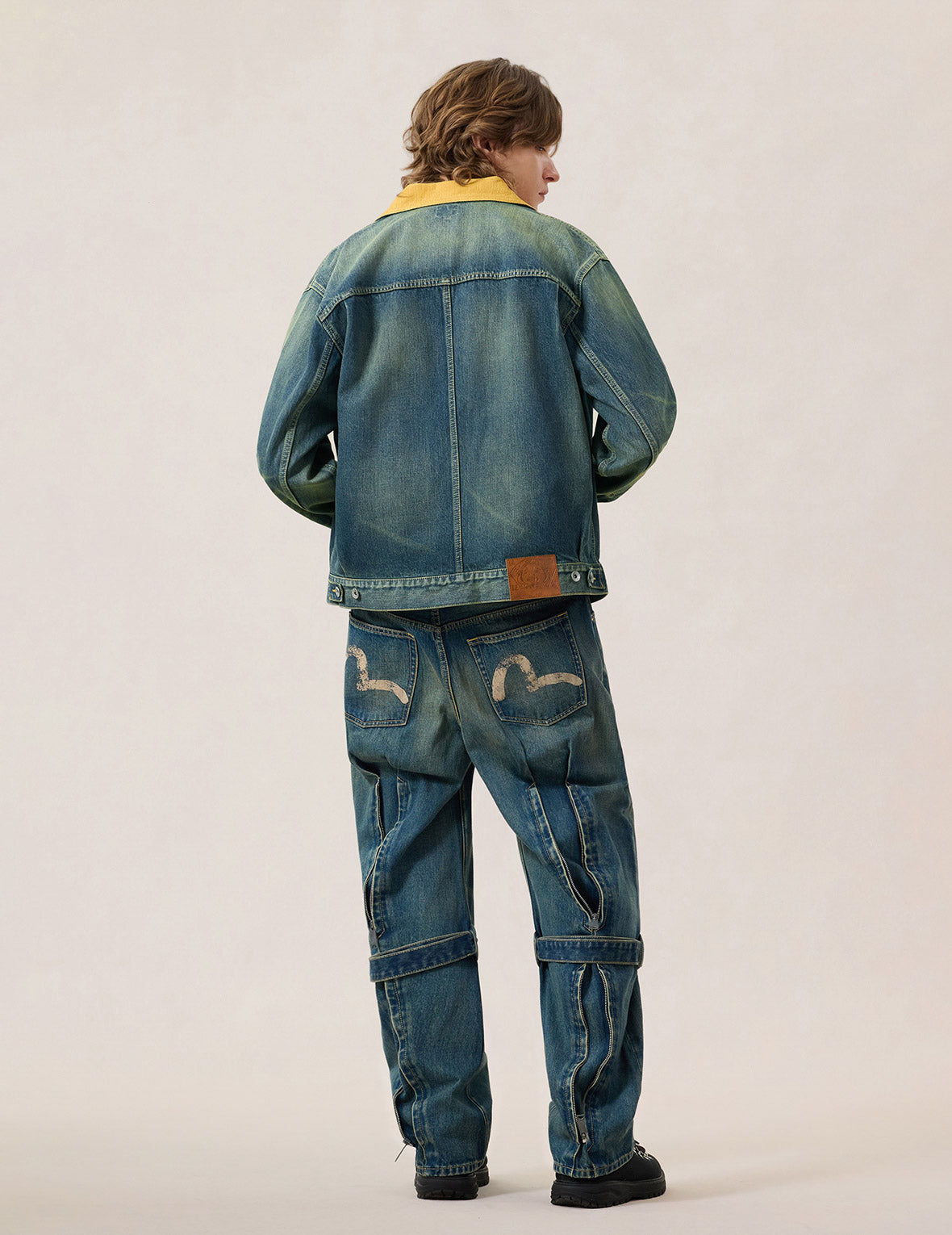 Contrast Collar Zipped Denim Jacket