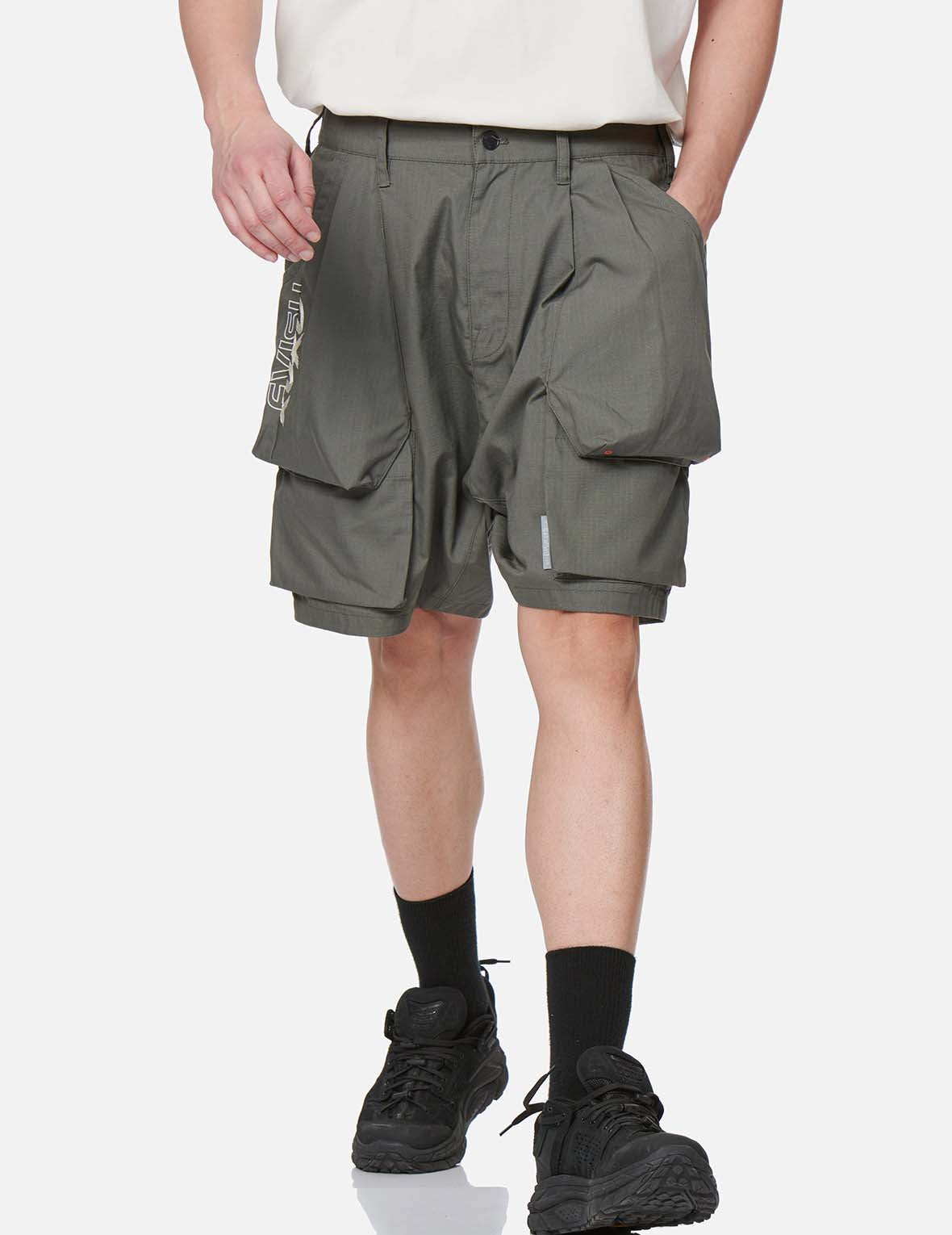 3D Balloon Fit Cargo Shorts