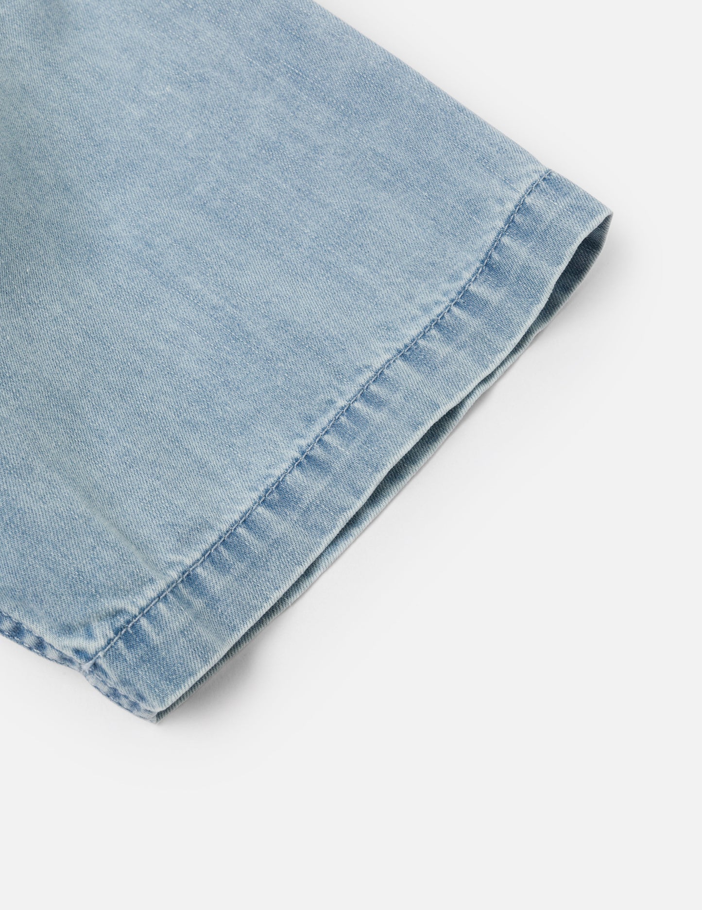 Hakutaku and Logo Print Fashion Fit Denim Baseball Shirt
