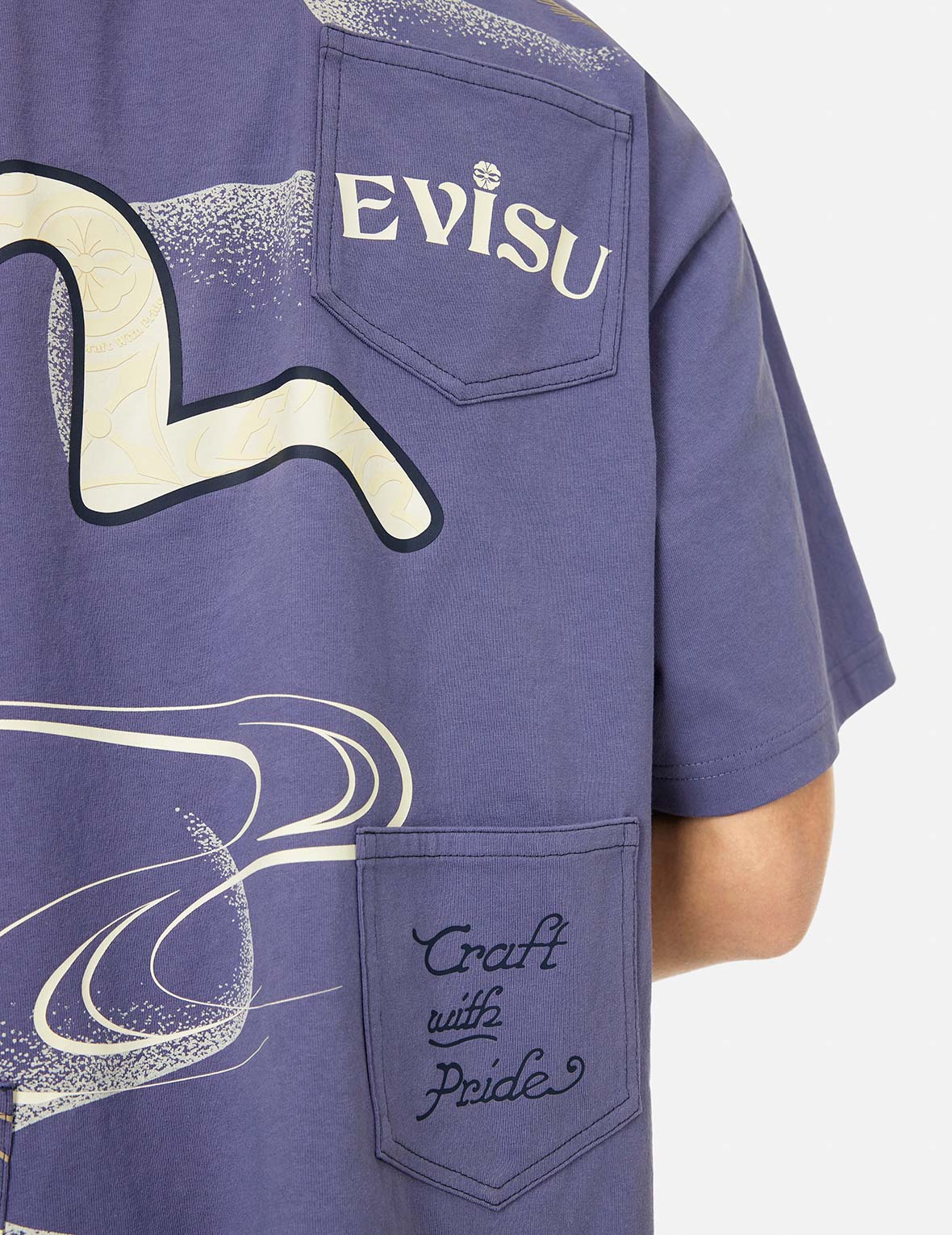 Multi-Pocket and Multi-Print Loose Fit T-shirt