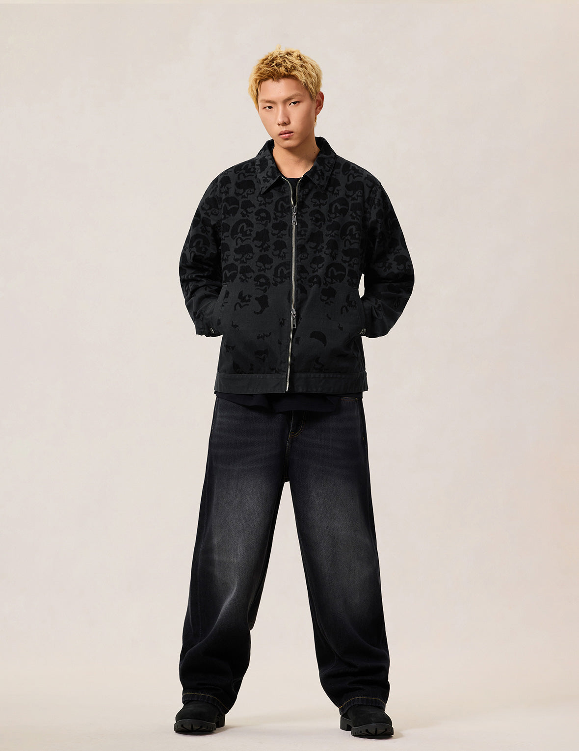 All-over Scattered Flocking Skull Jacket