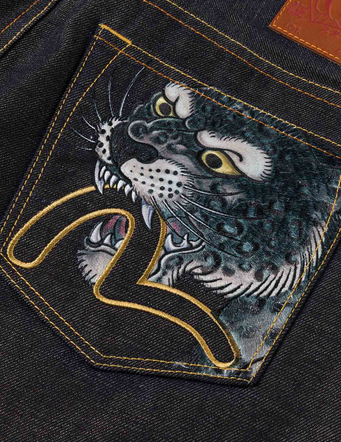 Leopard Pocket Embroidery Denim Shorts