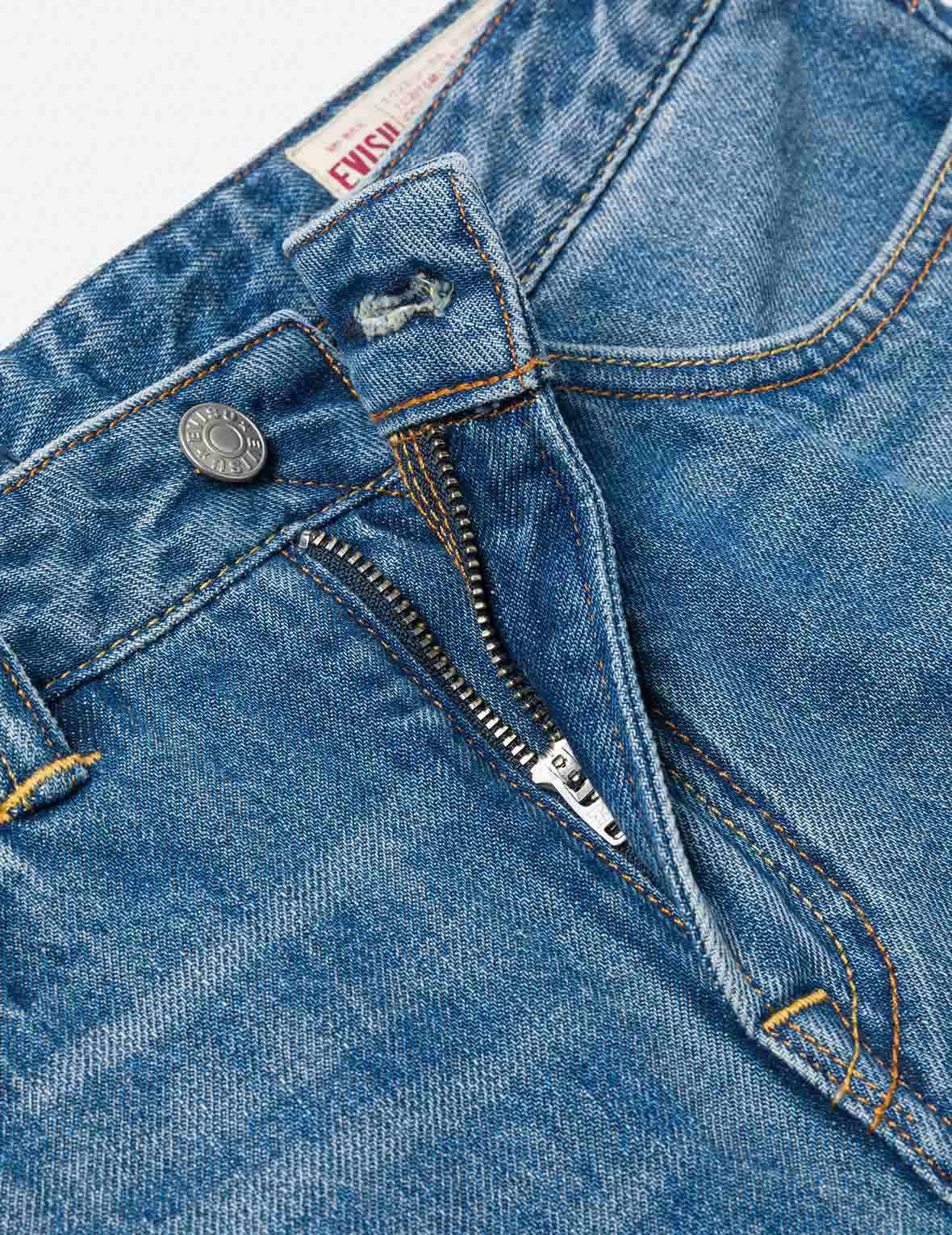 Washed Seagull Stud Straight Fit Jeans