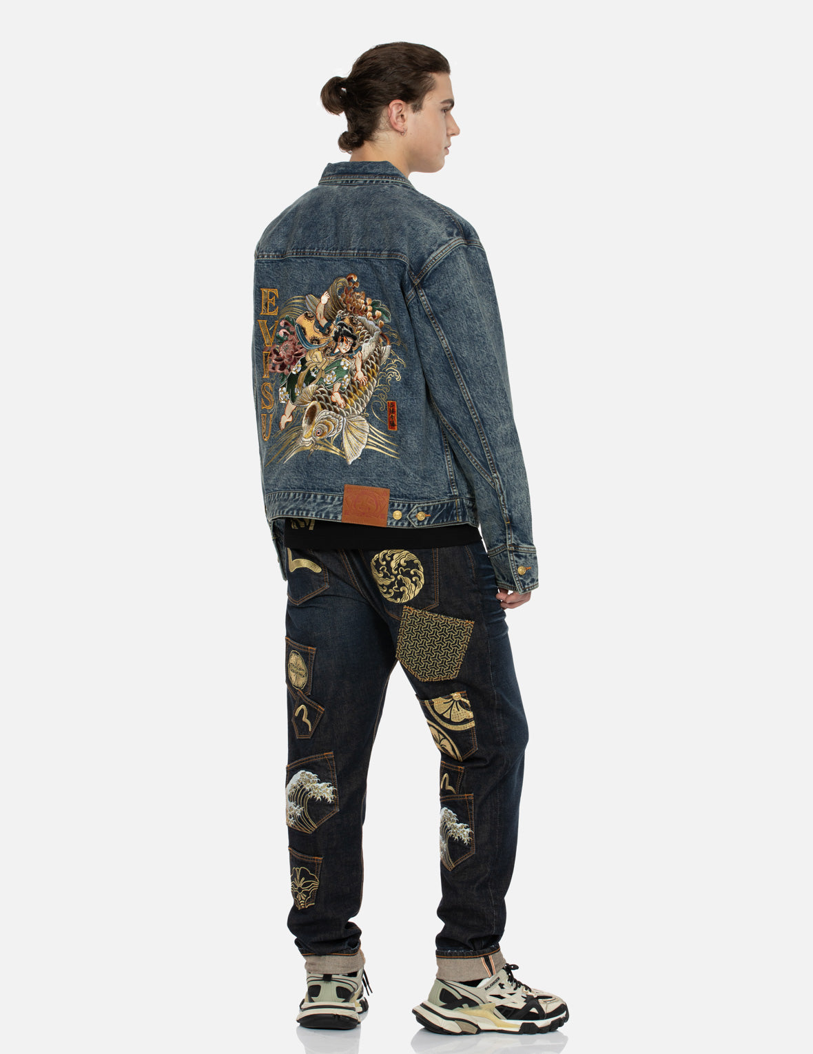 Kamon and Seagull Brocade Appliqué with Carp Embrodiery Relax Fit